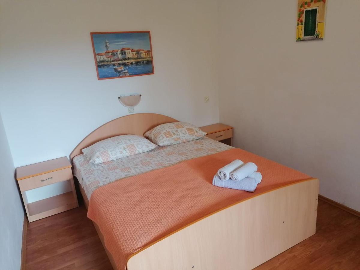 Apartments Piko2 เยลซา ภายนอก รูปภาพ