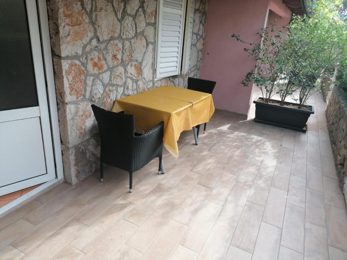 Apartments Piko2 เยลซา ภายนอก รูปภาพ