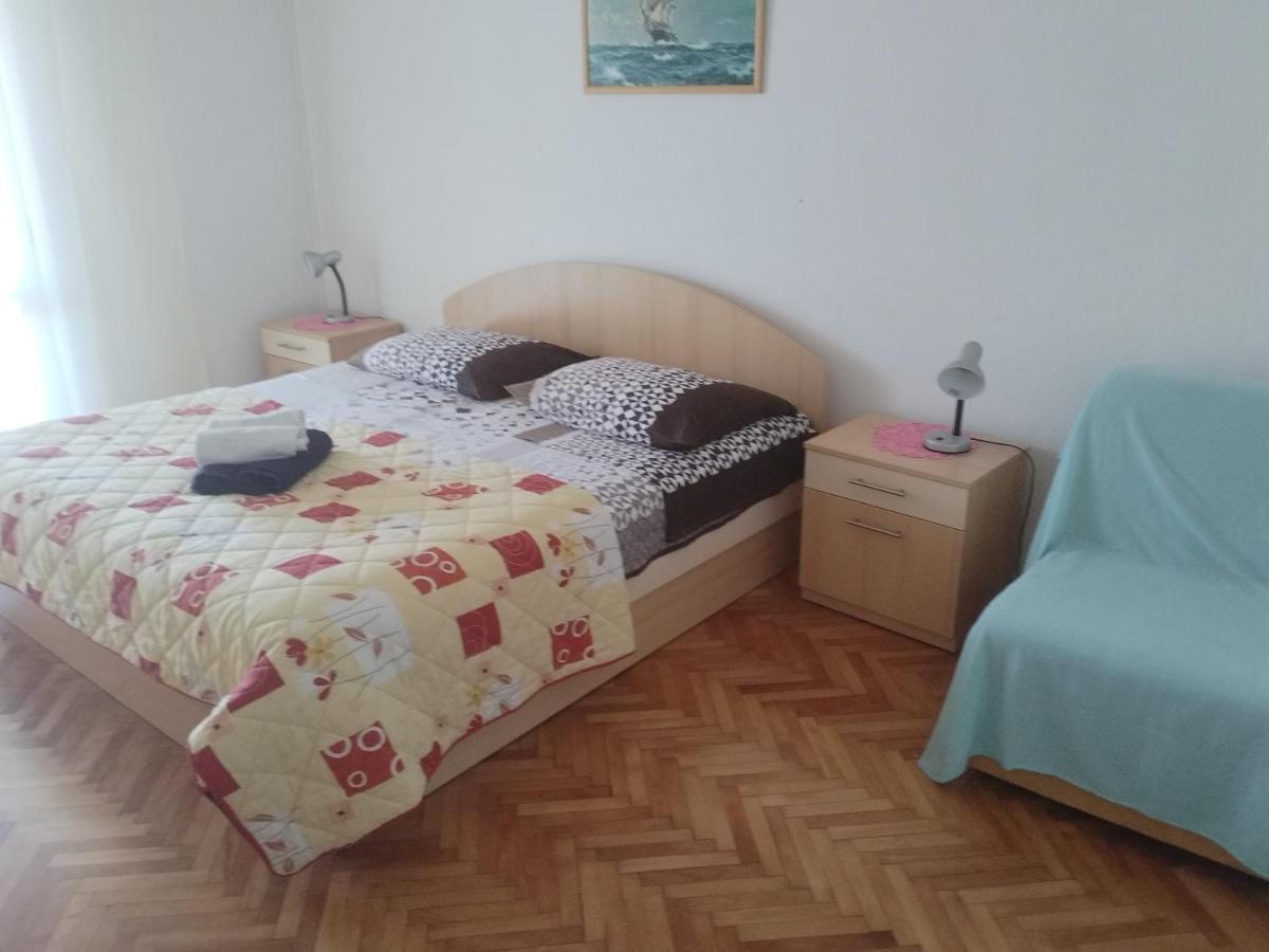 Apartments Piko2 เยลซา ภายนอก รูปภาพ