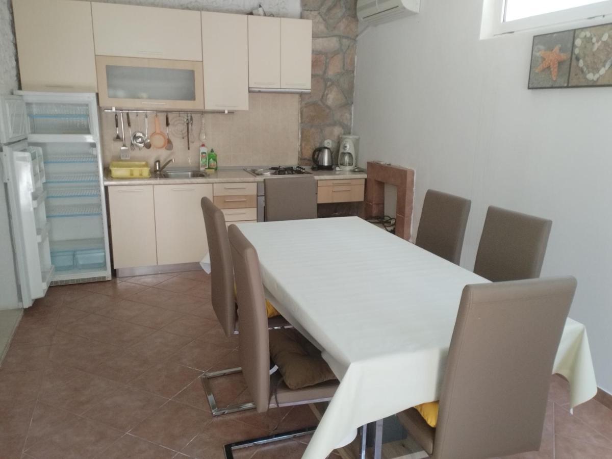 Apartments Piko2 เยลซา ภายนอก รูปภาพ